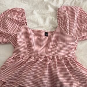 SHEIN Pink Gingham Puff Sleeve Blouse